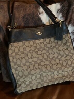 Coach Brown/Black Signature Canvas Shoulder Bag